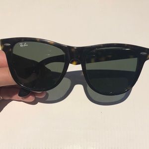 RAY BAN WAYFARER